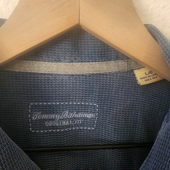 Tommy Bahama Blue 100% Silk Original Fit Casual Button Down Shirt Mens Large - Picture 3 of 7
